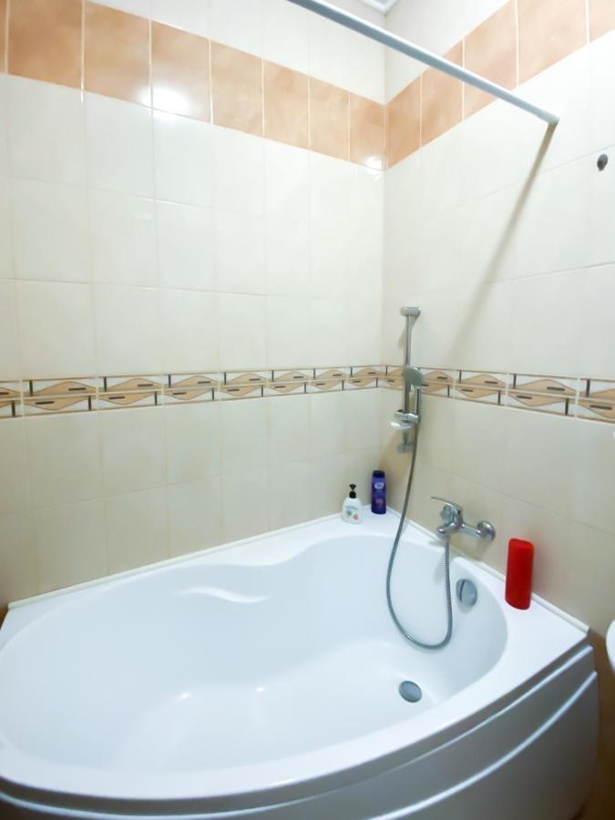 Rent Kiev Apartment 2 Min Metro Chernihivska Экстерьер фото